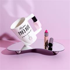 MUG MADAME PARFAITE JUSQU AU BOUT DES ONGLES